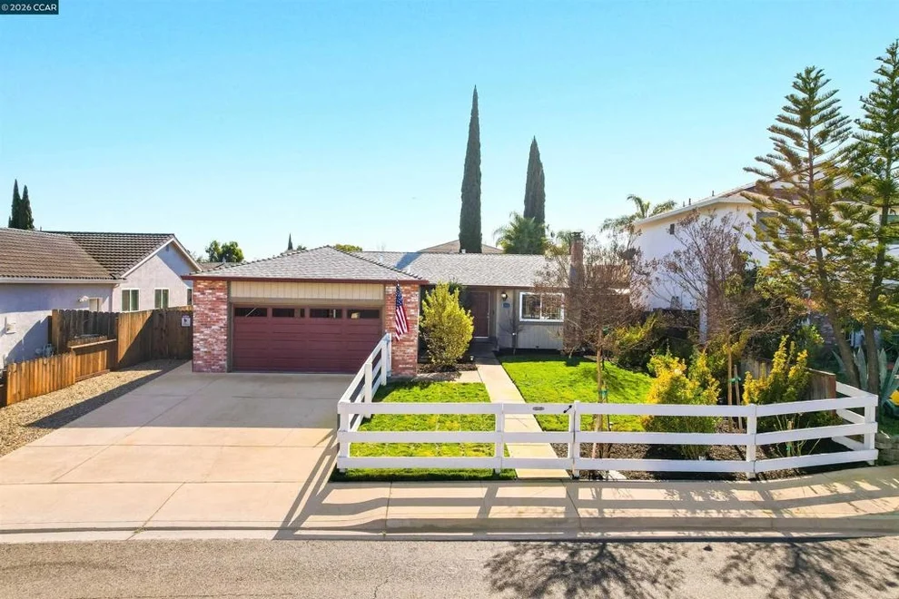 Unit for sale at 1425 W Cypress Rd, Oakley, CA 94561