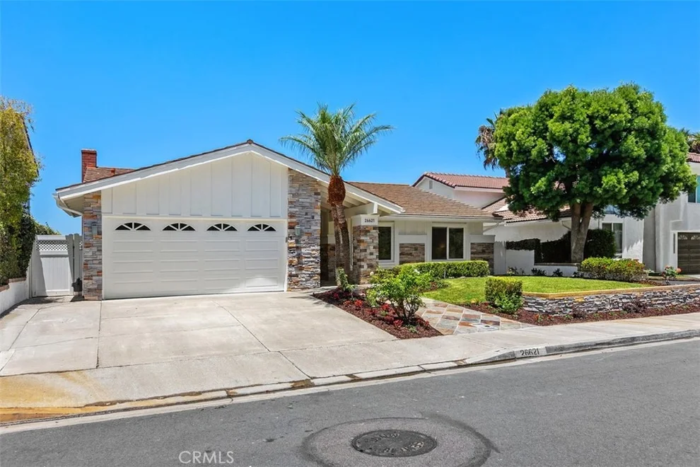 Unit for sale at 26621 Loma Verde, Mission Viejo, CA 92691