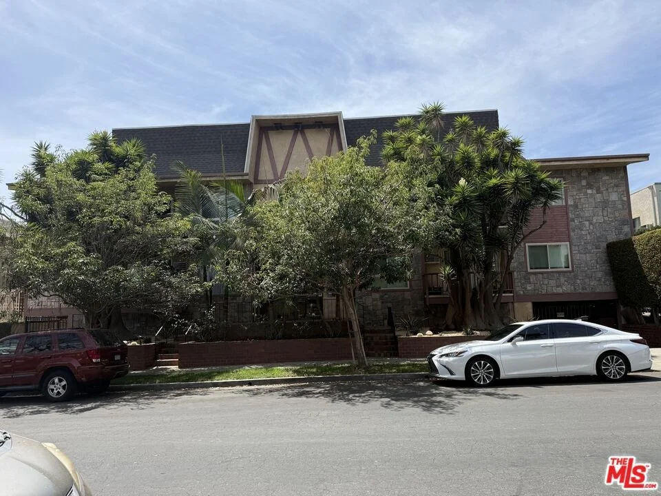 Unit for sale at 1849 Greenfield Avenue, Los Angeles, CA 90025