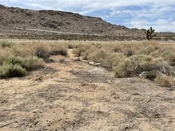 Unit for sale at 0 LE County Road Road, Apple Valley, CA 92307