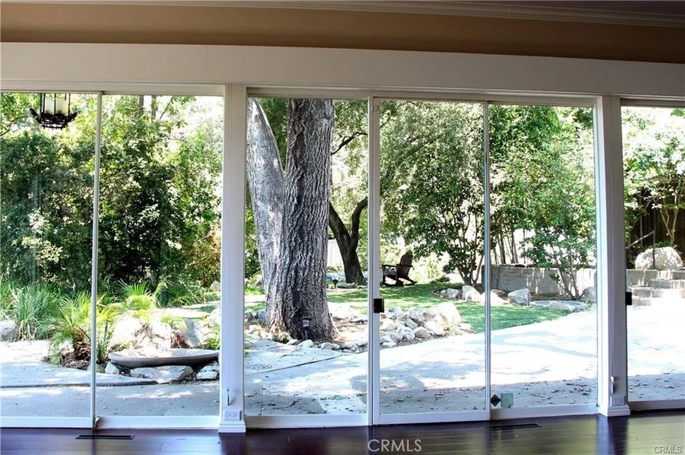 Unit for sale at 2055 Sunnybank, La Canada Flintridge, CA 91011