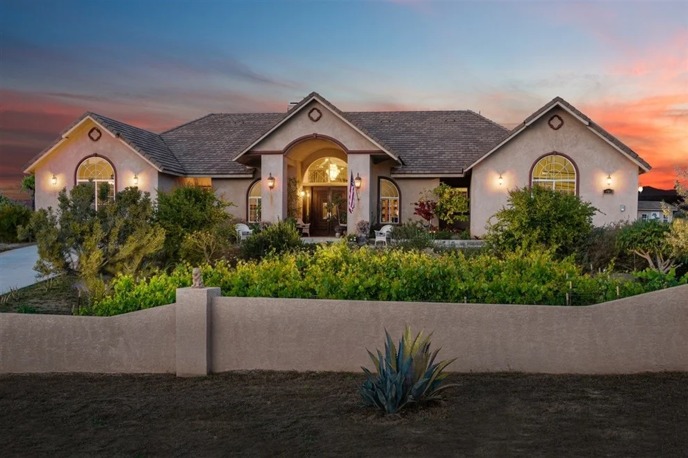 Unit for sale at 14953 Chemise Creek Rd, Ramona, CA 92065