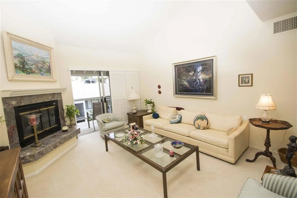 Unit for sale at 1616 Circa del lago, San Marcos, CA 92078