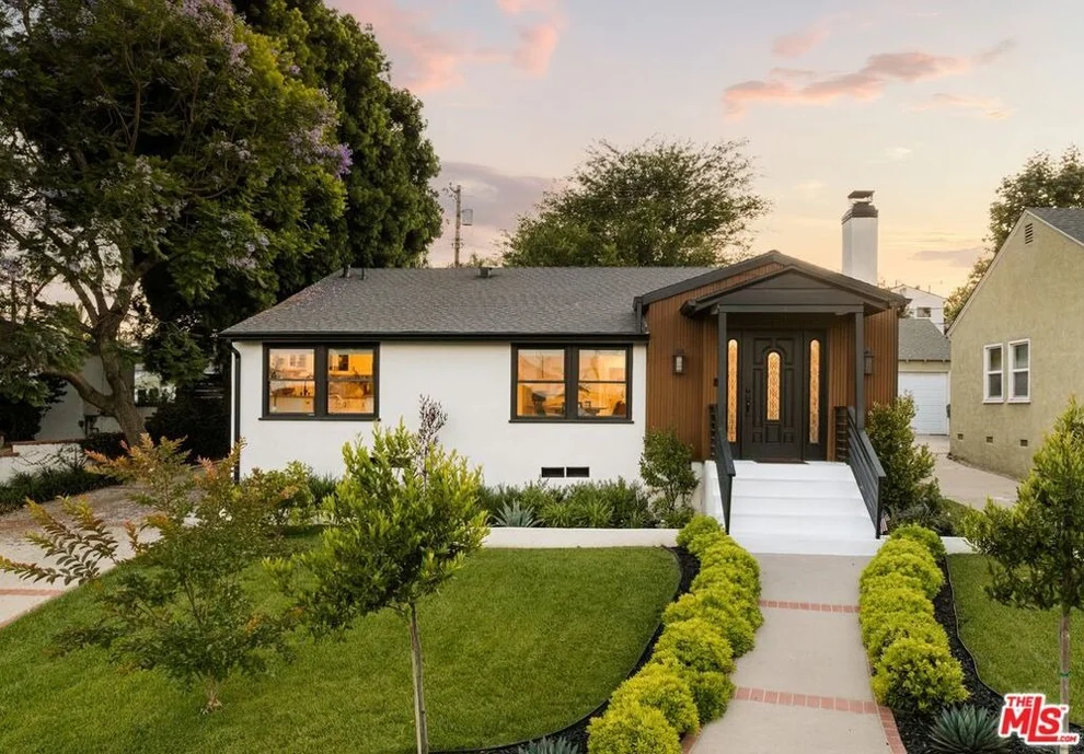 Unit for sale at 8421 Airlane Avenue, Los Angeles, CA 90045
