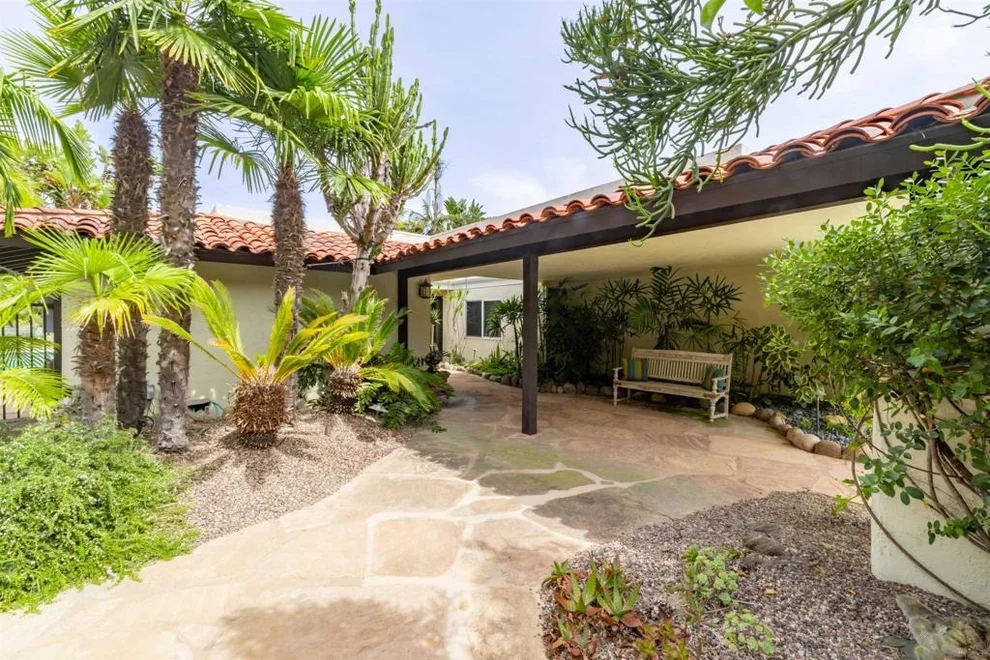Unit for sale at 5341 Westknoll lane, San Diego, CA 92109