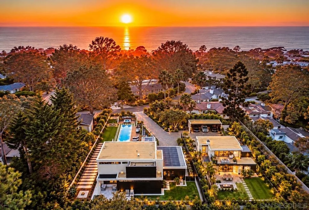 Unit for sale at 1411 13 Via Alta, Del Mar, CA 92014