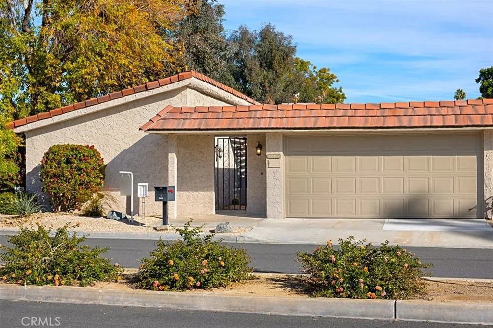 Unit for sale at 68360 Paseo Real, Cathedral City, CA 92234