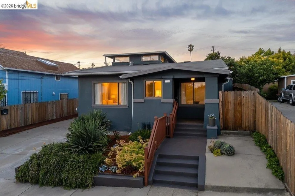 Unit for sale at 2220 2222 E 31St St, Oakland, CA 94602