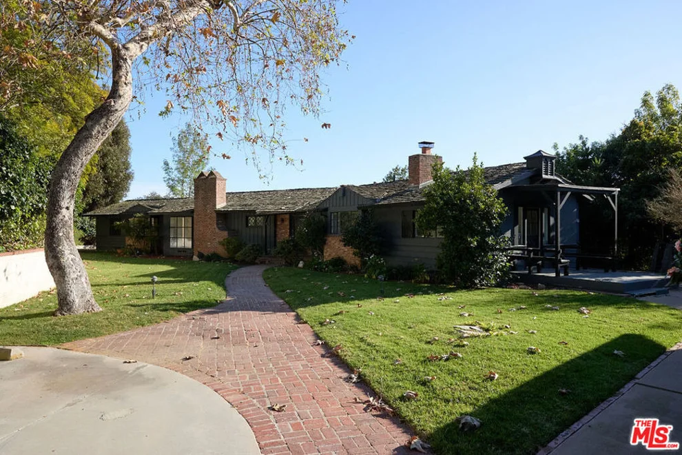 Unit for sale at 11222 Bellagio Road, Los Angeles, CA 90049