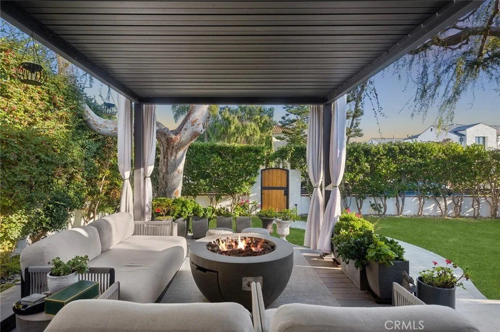 Unit for sale at 539 Tustin Avenue, Newport Beach, CA 92663