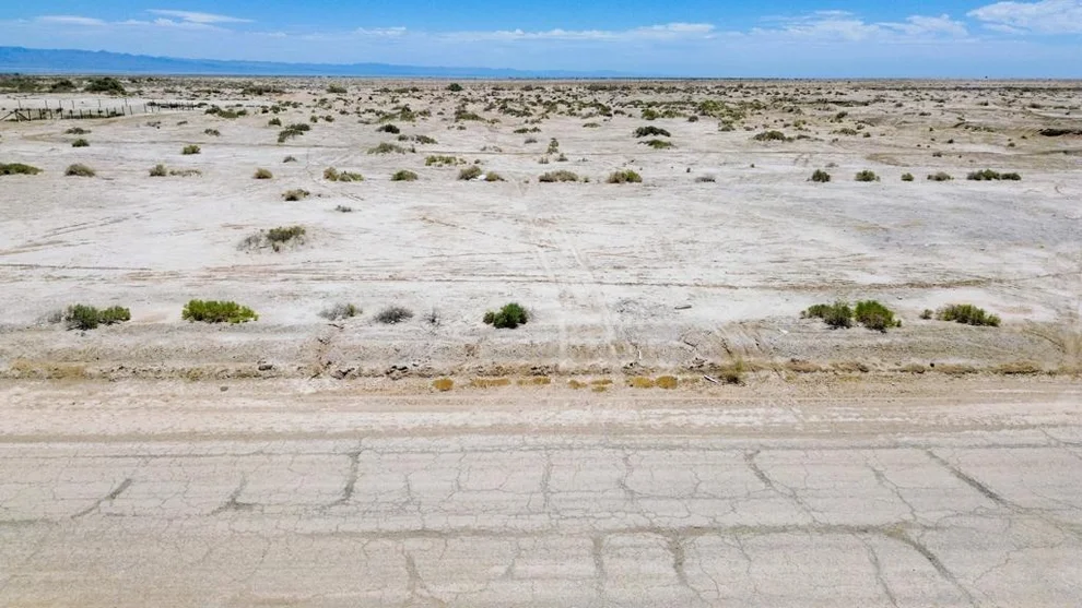 Unit for sale at 2004 Seaview Drive, Thermal, CA 92274