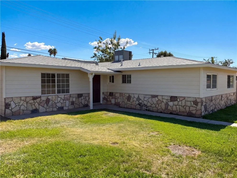Unit for sale at 695 N Pepper Avenue, Rialto, CA 92376