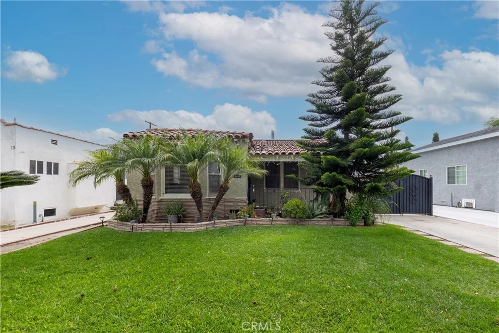 Unit for sale at 6612 Plaska Ave, Huntington Park, CA 90255