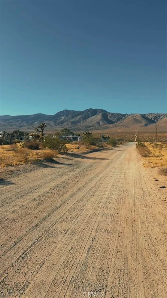 Unit for sale at 1 Joshua, Lucerne Valley, CA 92356