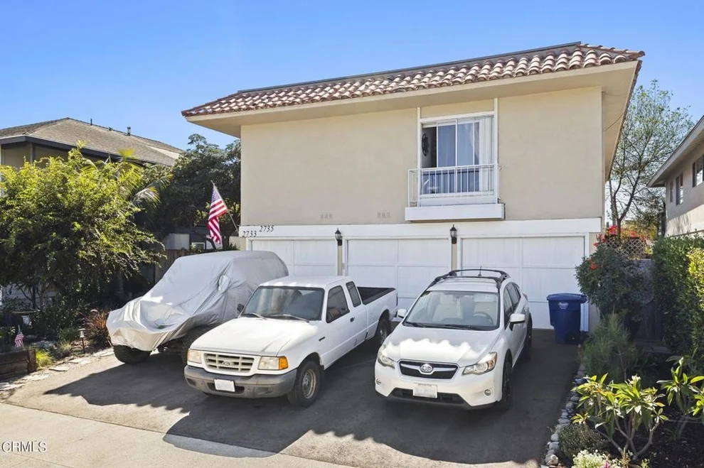 Unit for sale at 2733 2735 Bayshore Avenue, Ventura, CA 93001