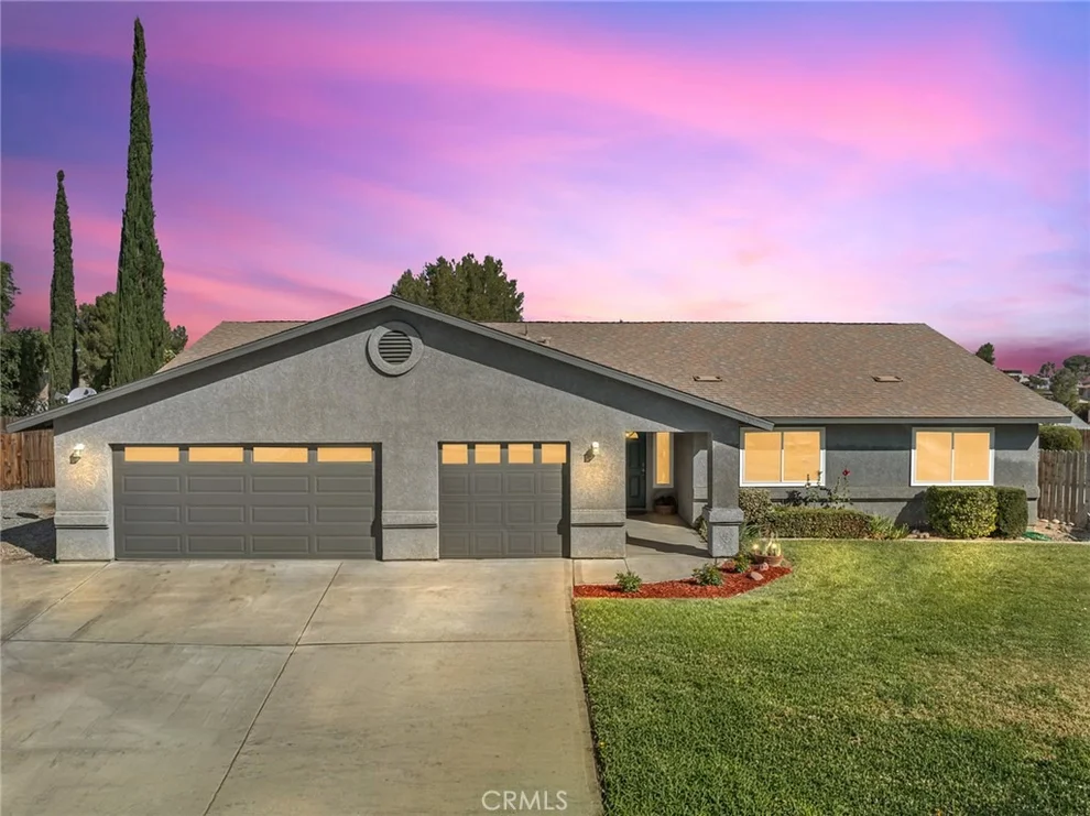 Unit for sale at 15850 Elcona, Victorville, CA 92395