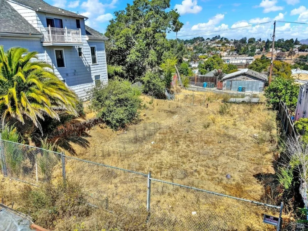 Unit for sale at 314 Ohio St, Vallejo, CA 94590