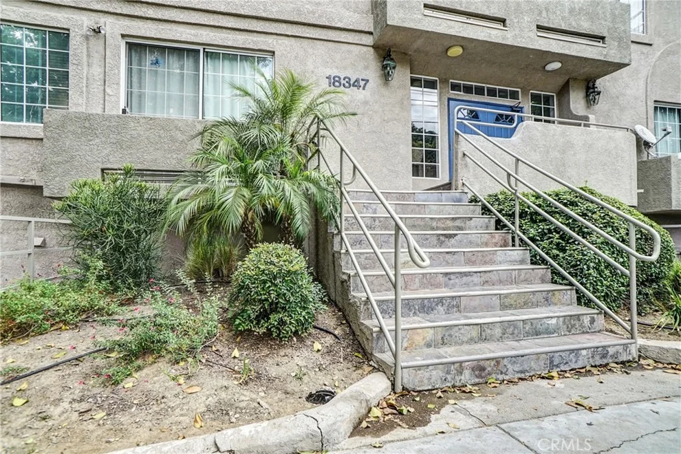Unit for sale at 18347 Saticoy, Reseda, CA 91335