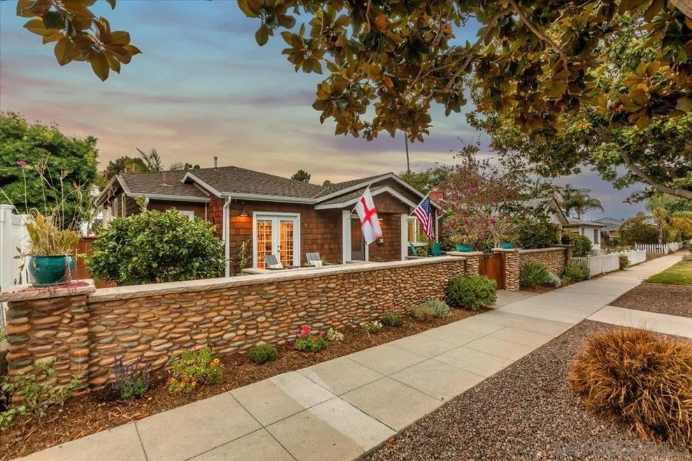 Unit for sale at 427 S Clementine St, Oceanside, CA 92054