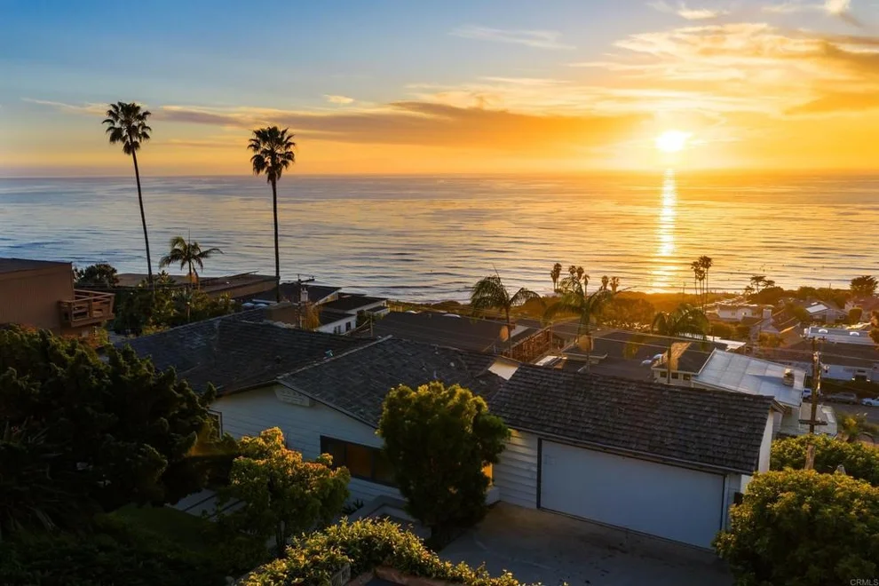 Unit for sale at 734 Stafford Place, San Diego, CA 92107