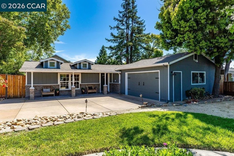 Unit for sale at 3606 Linda Vista Ave, Napa, CA 94558