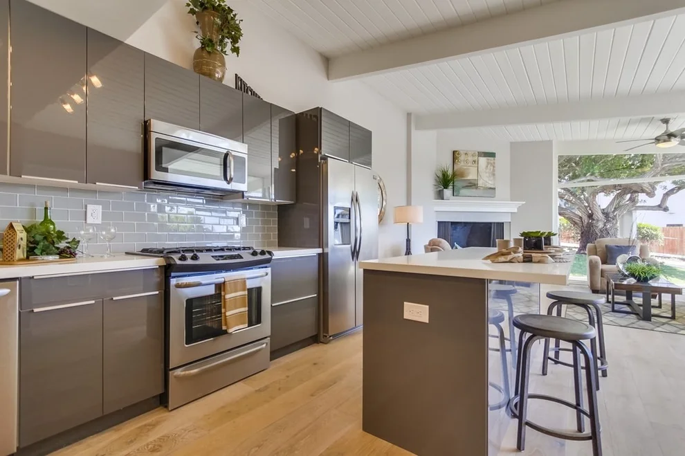 Unit for sale at 1387 Hygeia Ave, Encinitas, CA 92024