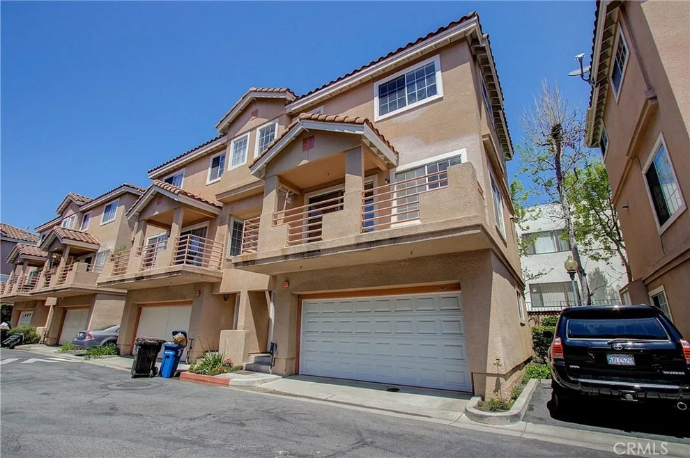 Unit for sale at 13949 Lemoli Avenue, Hawthorne, CA 90250