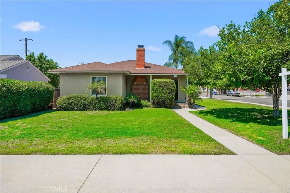 Unit for sale at 943 E Olive, Pomona, CA 91766
