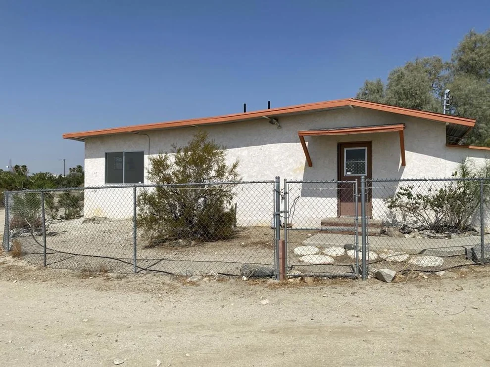 Unit for sale at 73109 Paradise Avenue, Desert Hot Springs, CA 92241