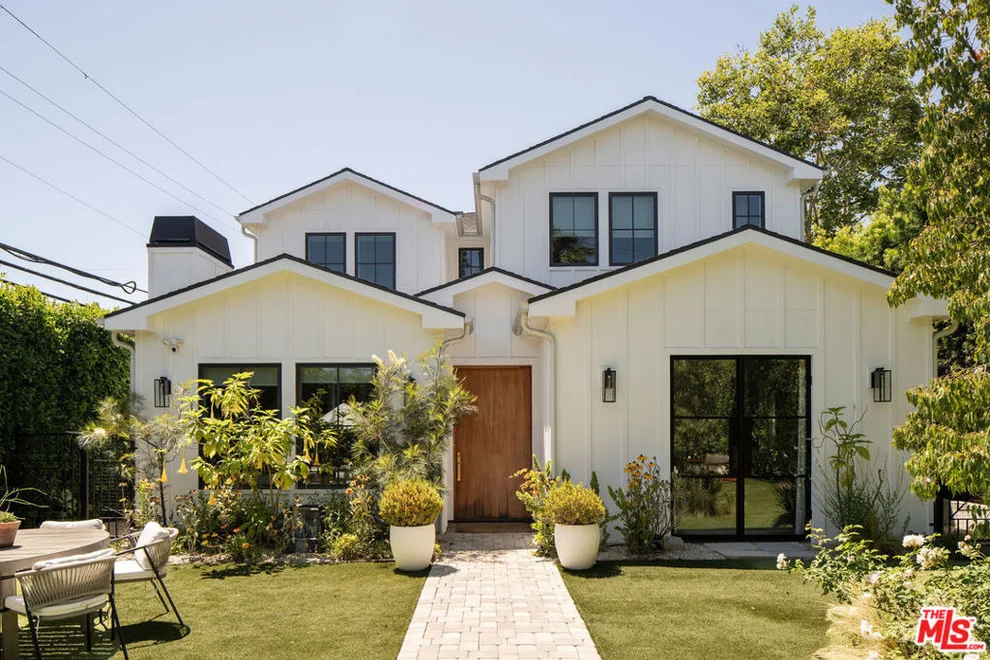 Unit for sale at 5651 Clinton Street, Los Angeles, CA 90004