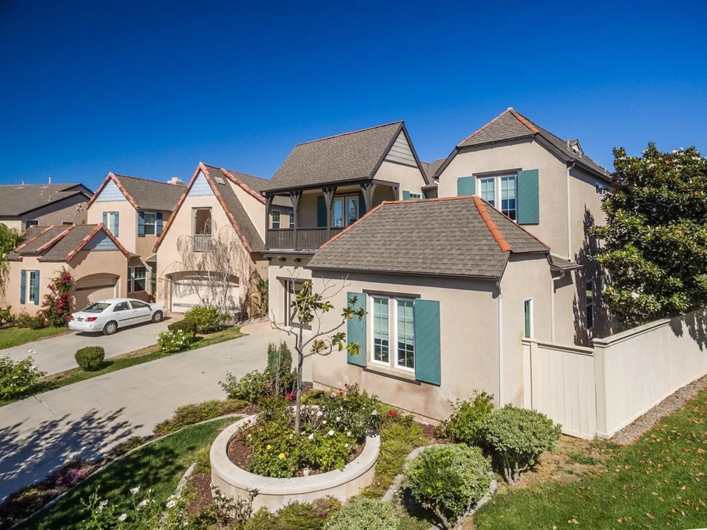 Unit for sale at 13773 Rosecroft Way, San Diego, CA 92130
