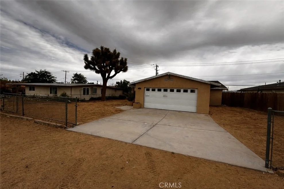 Unit for sale at 6317 Indio Avenue, Yucca Valley, CA 92284