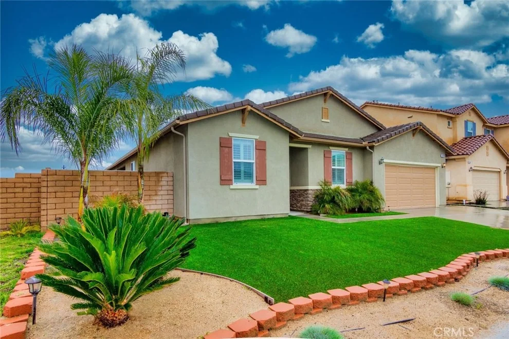 Unit for sale at 31625 Via Del Paso, Winchester, CA 92596