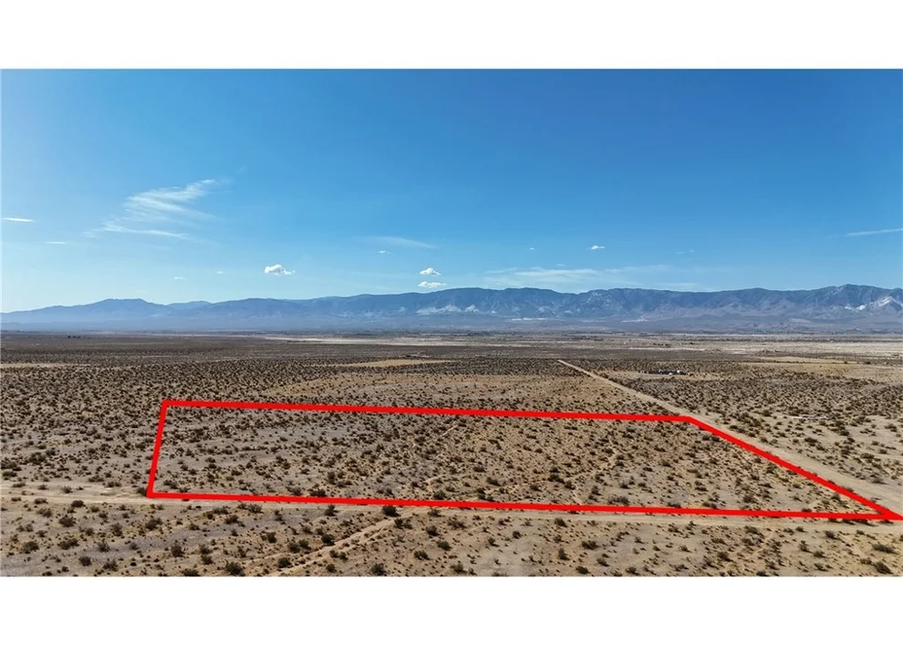 Unit for sale at 0 Near Northside Rd, Lucerne Valley, CA 92356