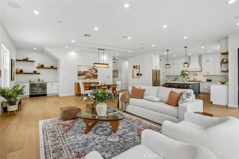 Unit for sale at 8308 Mcconnell Avenue, Los Angeles, CA 90045
