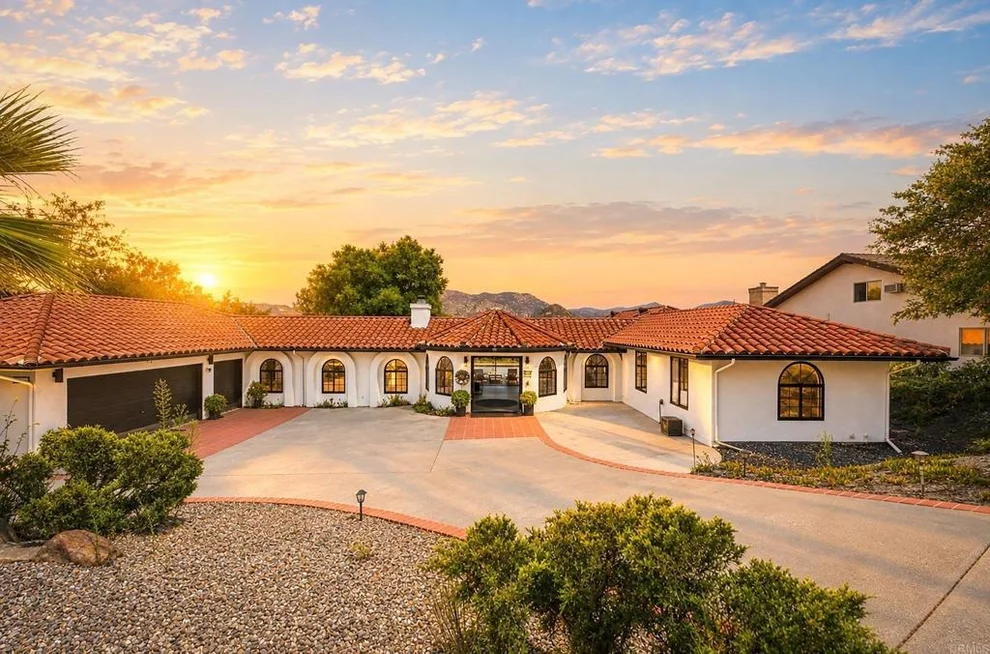 Unit for sale at 15647 Calistoga Dr, Ramona, CA 92065
