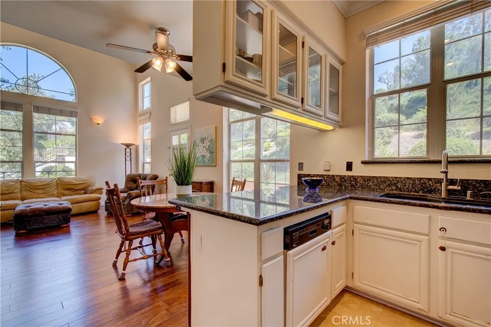 Unit for sale at 8148 E Naples Lane, Anaheim Hills, CA 92808