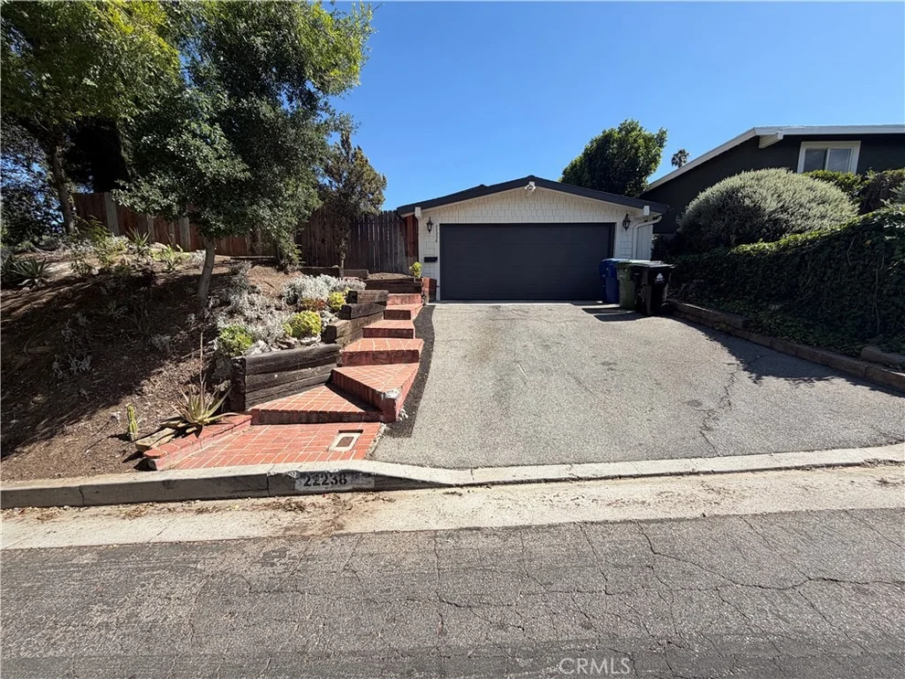Unit for sale at 22238 Flanco Road, Woodland Hills, CA 91364