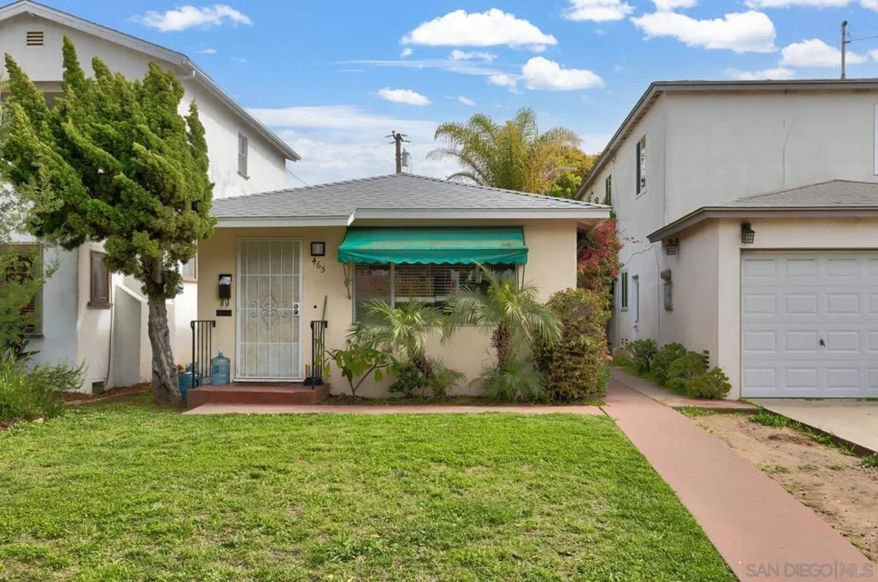 Unit for sale at 465 469 E Avenue, Coronado, CA 92118