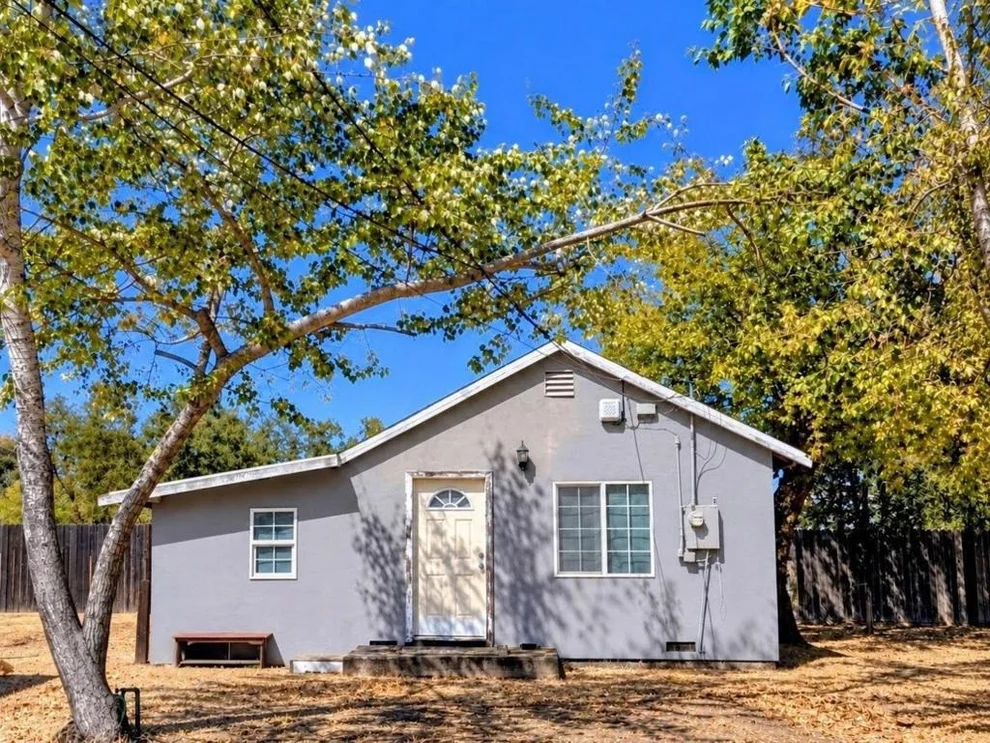 Unit for sale at 371 Ford Road, Sacramento, CA 95838