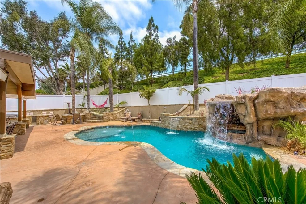 Unit for sale at 6032 Avenida Barcelona, Yorba Linda, CA 92887