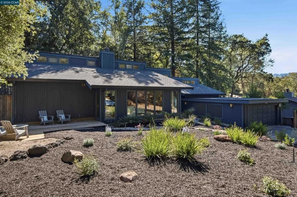 Unit for sale at 41 E Altarinda Dr, Orinda, CA 94563
