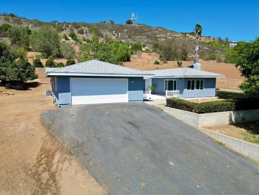 Unit for sale at 1230 Sheridan Ave, Escondido, CA 92027