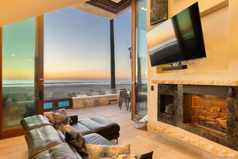 Unit for sale at 3921 Ocean Front Walk, San Diego, CA 92109