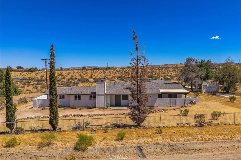 Unit for sale at 713 Delgada Avenue, Yucca Valley, CA 92284