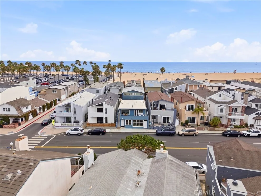 Unit for sale at 419 E Balboa, Newport Beach, CA 92661