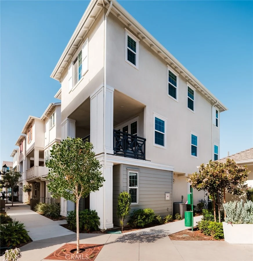 Unit for sale at 1090 N Anaheim Blvd, Anaheim, CA 92801