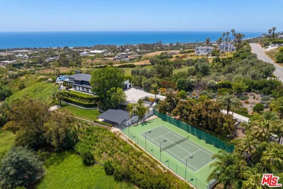 Unit for sale at 29800 Cuthbert Road, Malibu, CA 90265