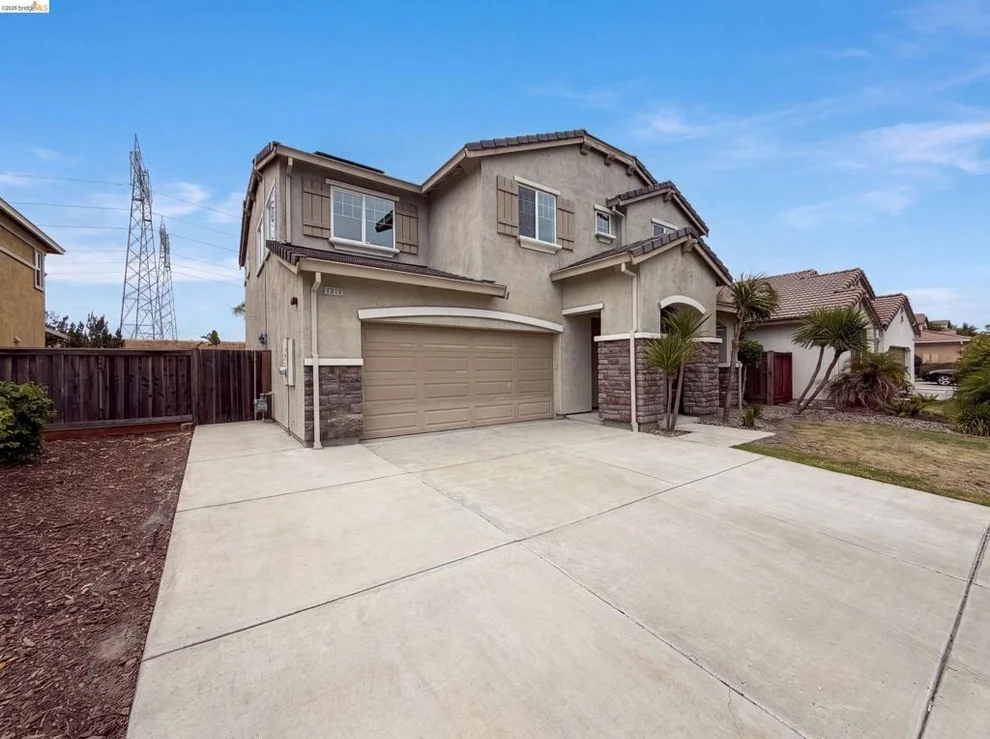 Unit for sale at 1519 Sycamore Dr, Oakley, CA 94561