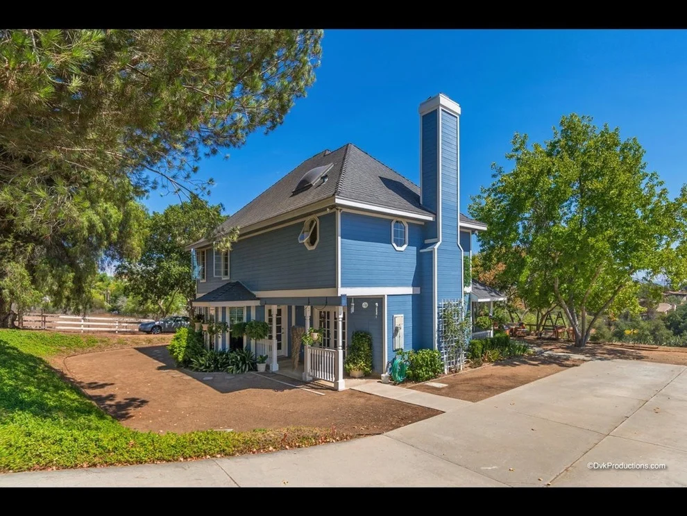 Unit for sale at 1697 Norstar Ln, Fallbrook, CA 92028